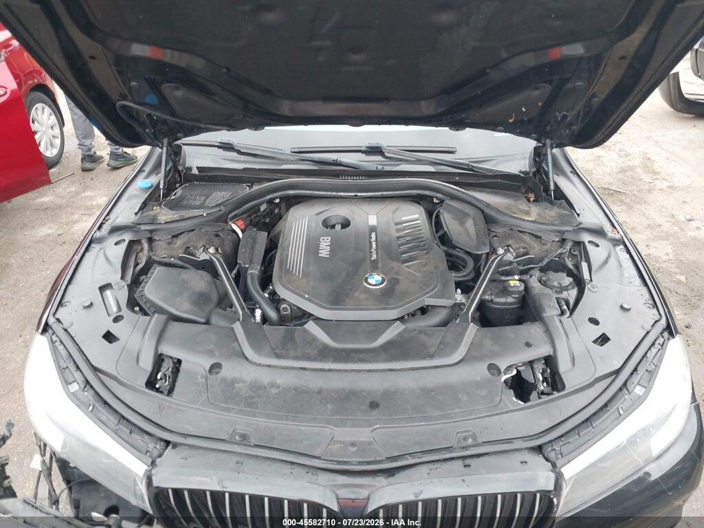 WBA7E2C5XHG740478 2017 BMW 740I photo no. 10