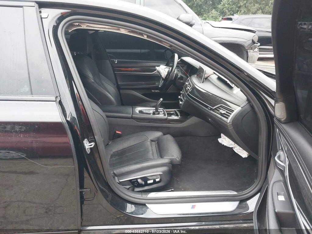 WBA7E2C5XHG740478 2017 BMW 740I photo no. 5