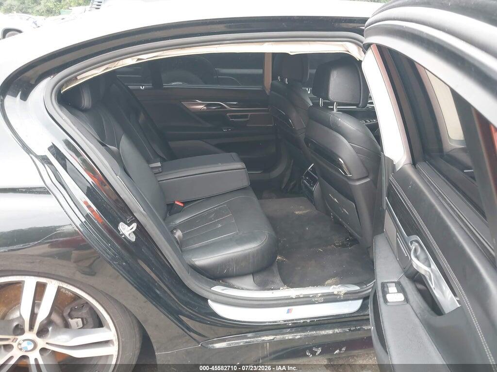 WBA7E2C5XHG740478 2017 BMW 740I photo no. 8