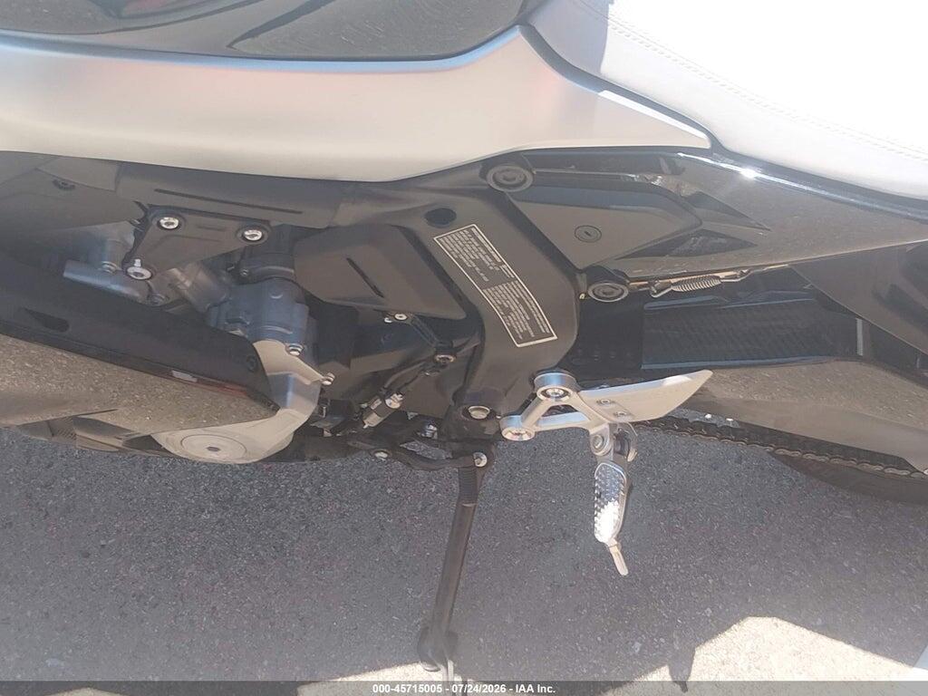 LCEPEVLP4T6000994 2026 CF MOTO 675SS photo no. 9