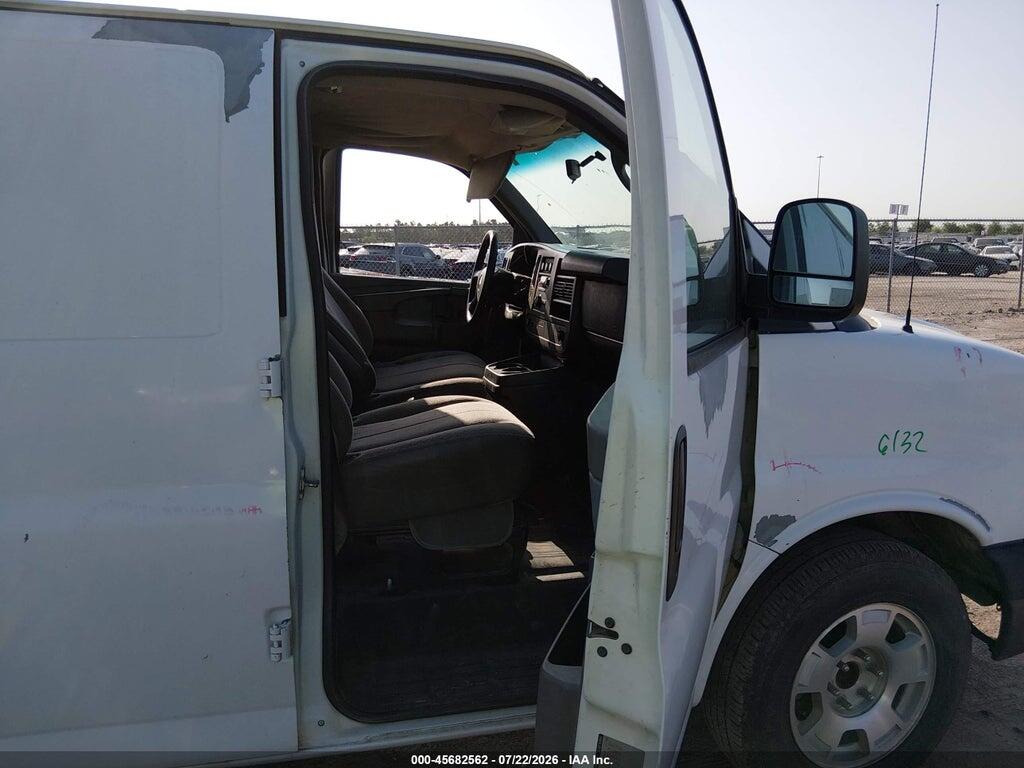 1GCSGAFX2B1177497 2011 CHEVROLET EXPRESS 1500 photo no. 5