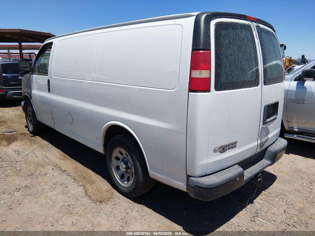 1GCSGAFX5B1111929 2011 CHEVROLET EXPRESS 1500 photo no. 3