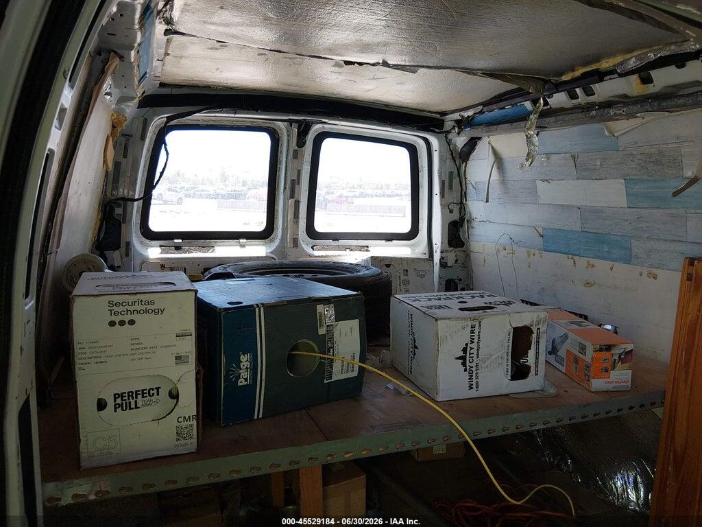 1GCSGAFX5B1111929 2011 CHEVROLET EXPRESS 1500 photo no. 8