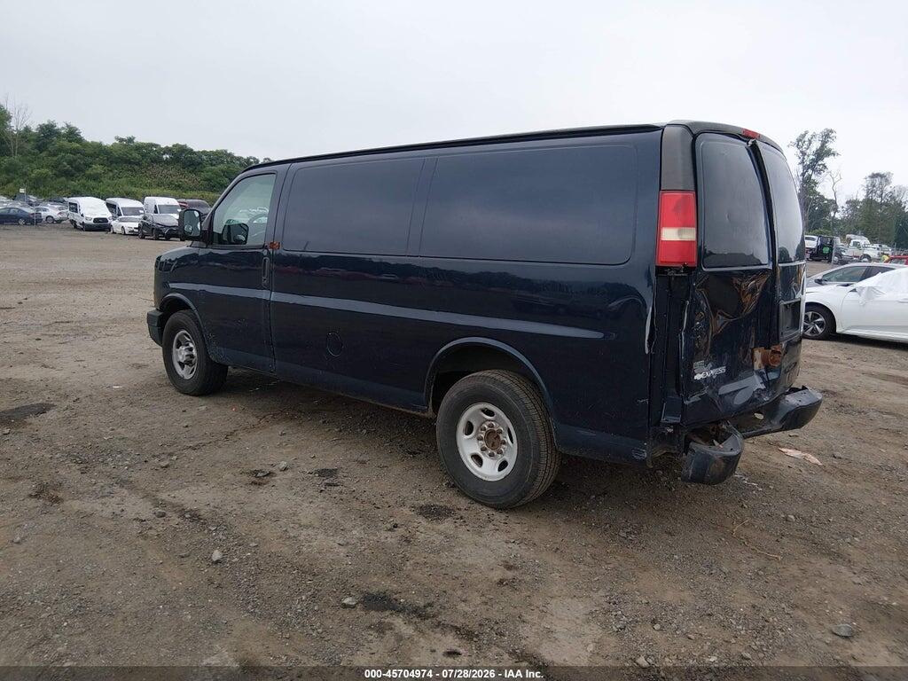 1GCWGFCA7B1155073 2011 CHEVROLET EXPRESS 2500 photo no. 3