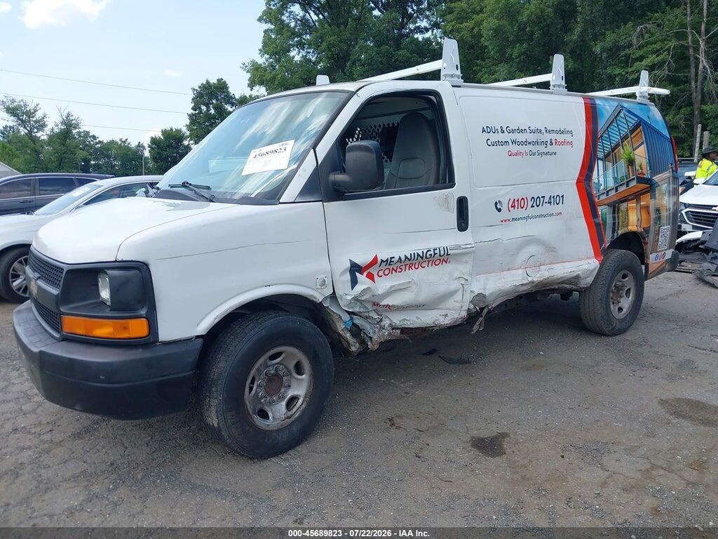 1GCWGFCA4B1187107 2011 CHEVROLET EXPRESS 2500 photo no. 2