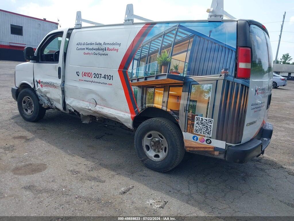 1GCWGFCA4B1187107 2011 CHEVROLET EXPRESS 2500 photo no. 3
