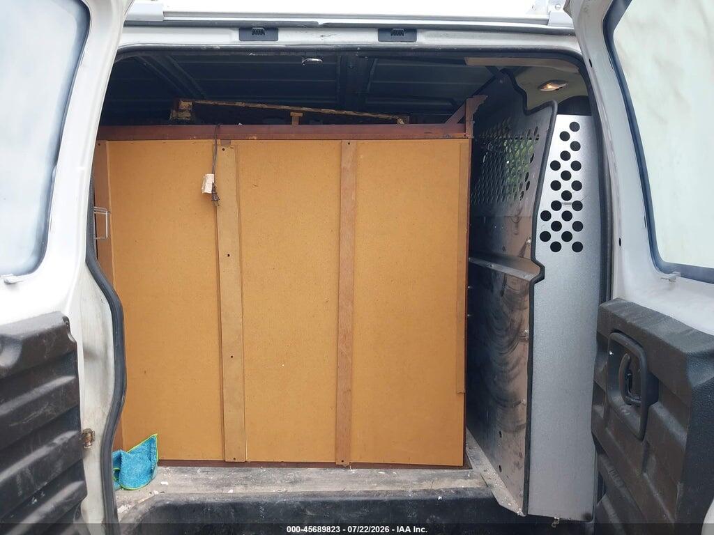 1GCWGFCA4B1187107 2011 CHEVROLET EXPRESS 2500 photo no. 8