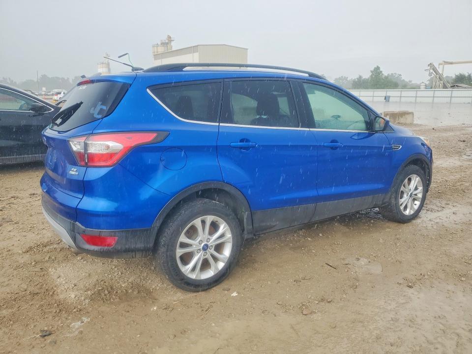 2017 FORD ESCAPE SE — Фото 3 из 12