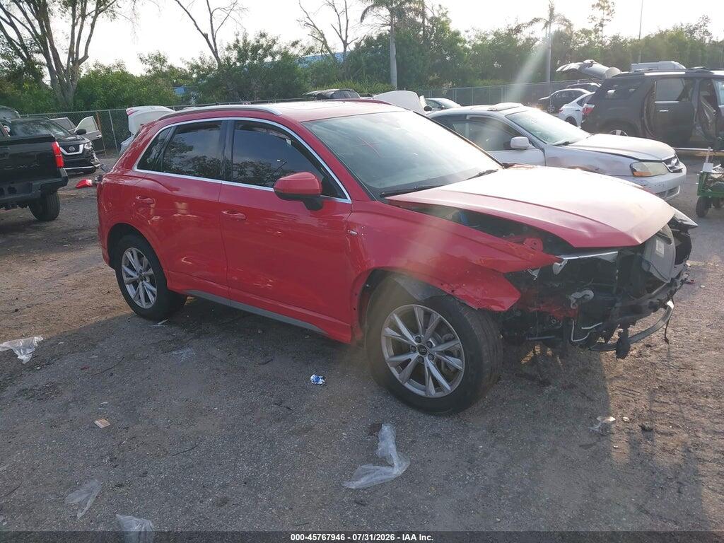 WA1DECF31N1023840 2022 AUDI Q3 photo no. 1