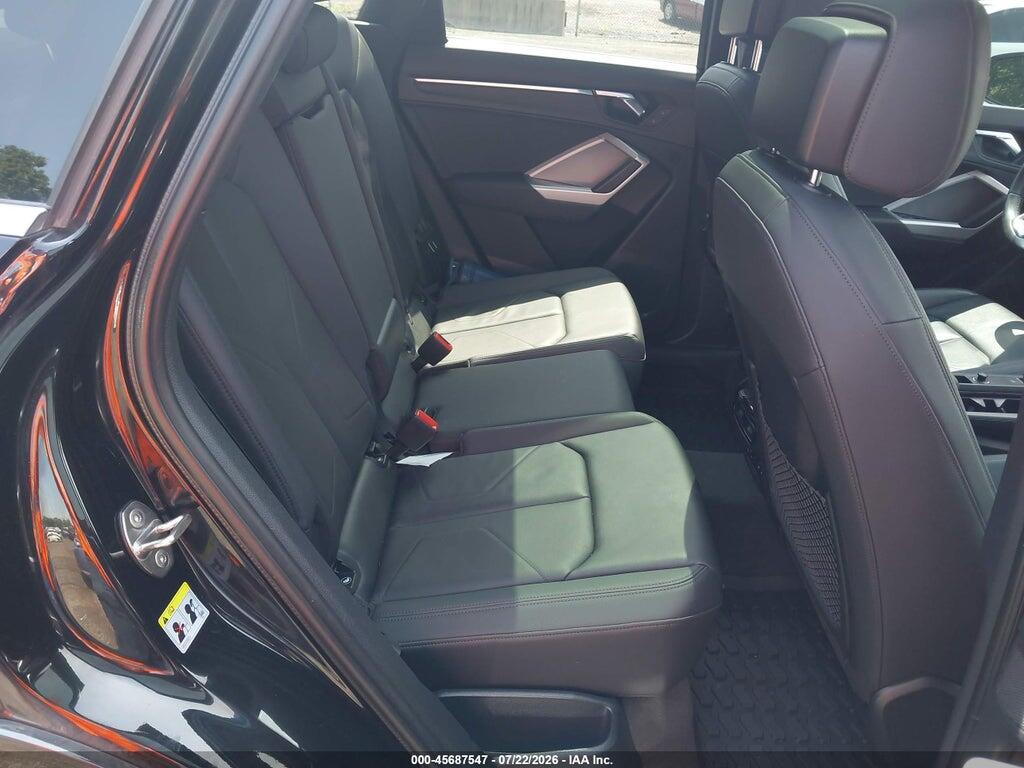 WA1DECF38N1004752 2022 AUDI Q3 photo no. 8