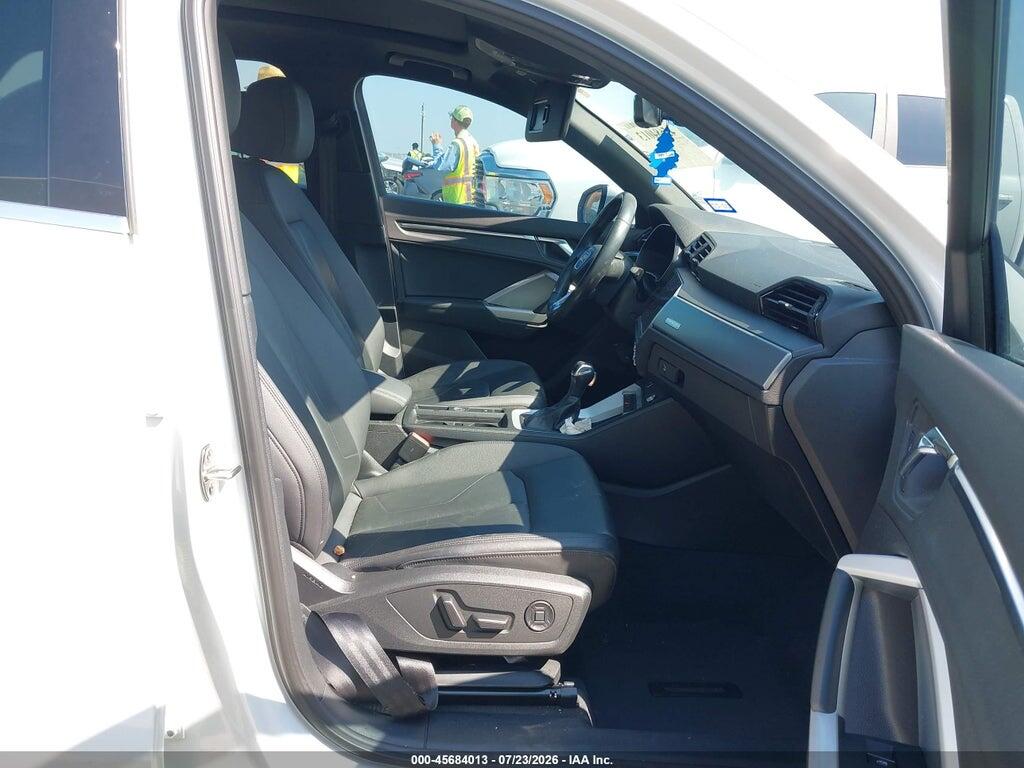 WA1AUCF34N1008111 2022 AUDI Q3 photo no. 5