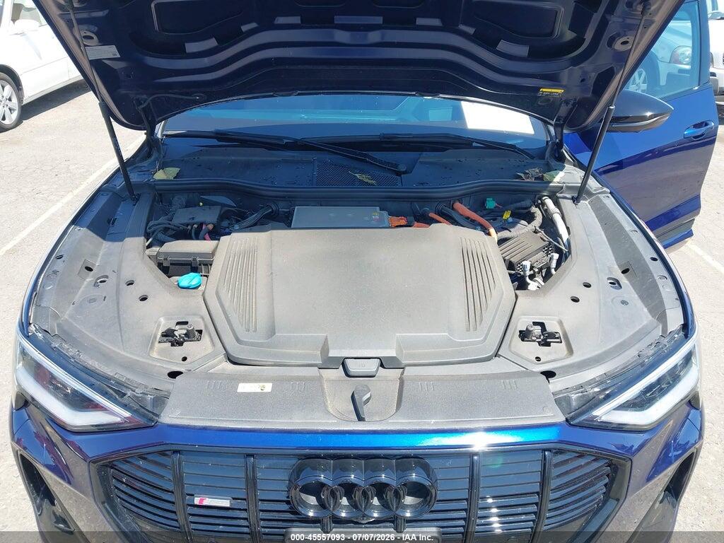 WA1VABGEXNB040978 2022 AUDI E-TRON photo no. 10