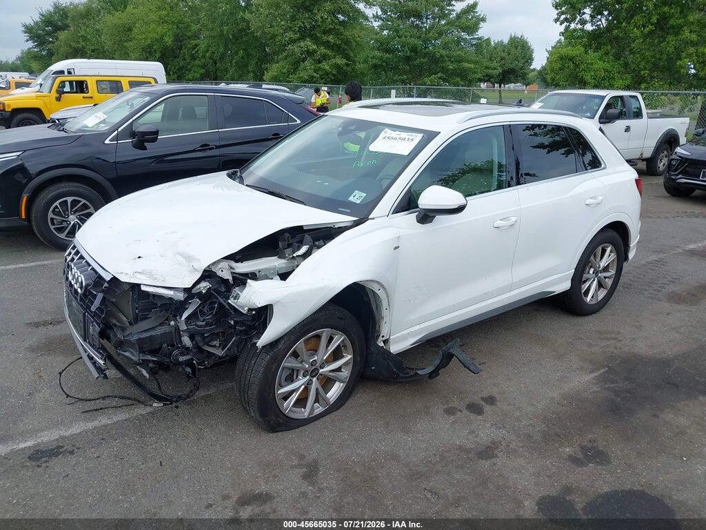 WA1DECF37N1085453 2022 AUDI Q3 photo no. 2
