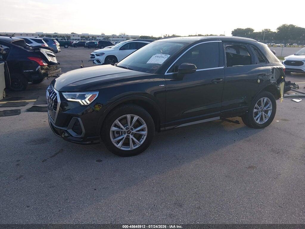 WA1EECF37N1082086 2022 AUDI Q3 photo no. 2