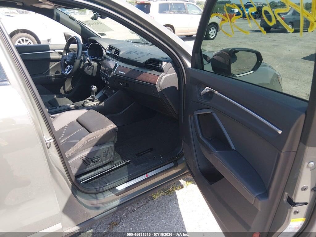 WA1EECF31N1075702 2022 AUDI Q3 photo no. 5