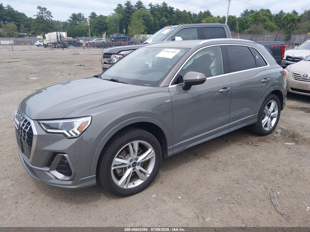 WA1EECF34N1134645 2022 AUDI Q3 photo no. 2