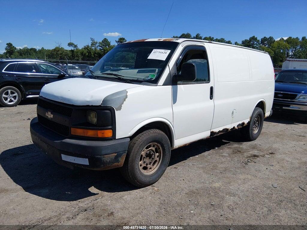 1GCZGFAA3A1120741 2010 CHEVROLET EXPRESS 2500 photo no. 2