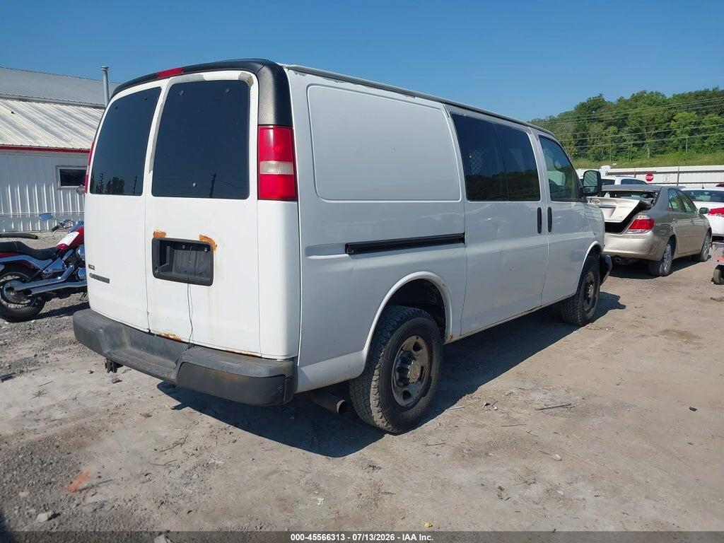 1GCZGFBA3A1109432 2010 CHEVROLET EXPRESS 2500 photo no. 4