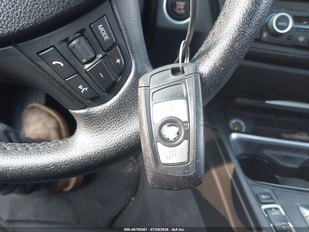 WBA3C3C52EK200402 2014 BMW 320I photo no. 11
