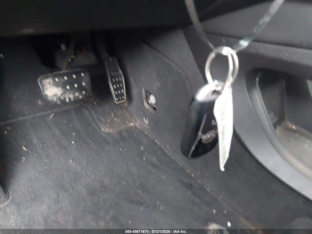 5GAEVCKWXKJ176904 2019 BUICK ENCLAVE photo no. 11