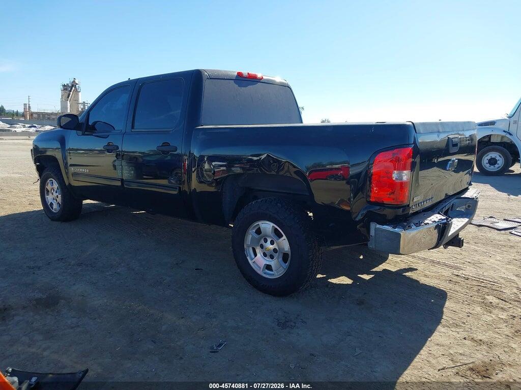 3GCPCSE00BG340614 2011 CHEVROLET SILVERADO 1500 photo no. 3
