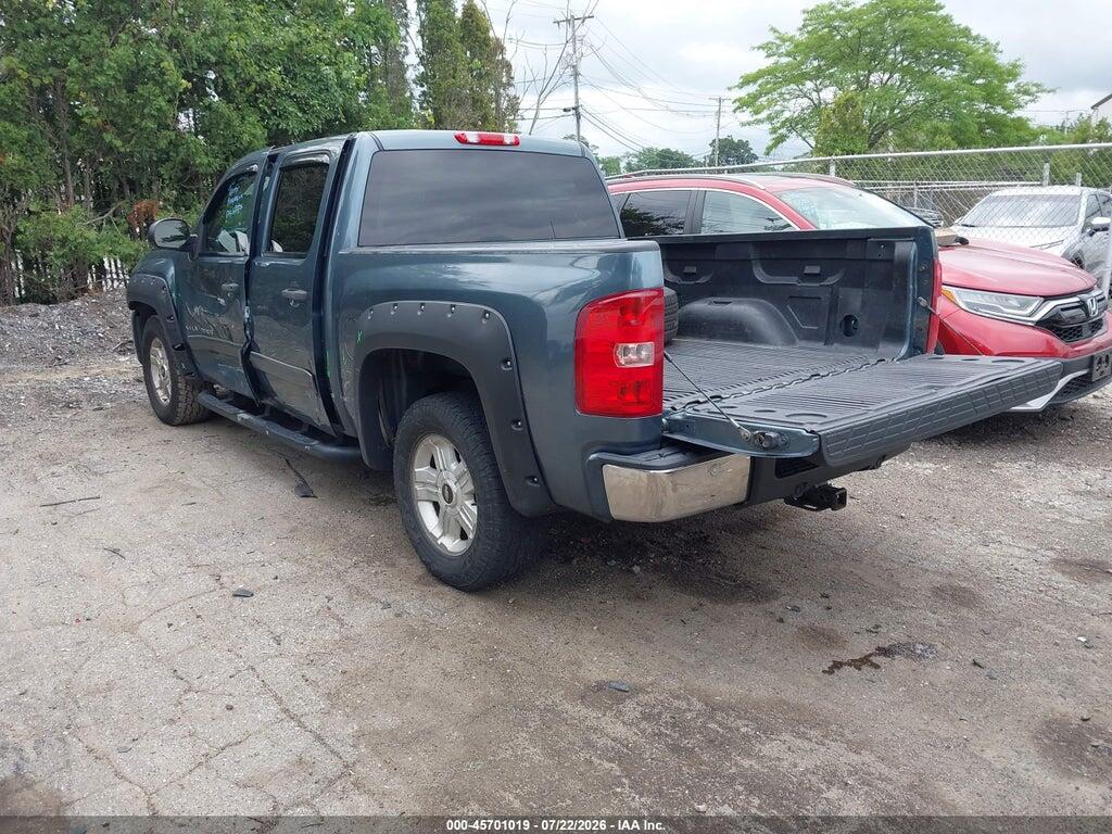 1GCPKSE33BF153348 2011 CHEVROLET SILVERADO 1500 photo no. 3