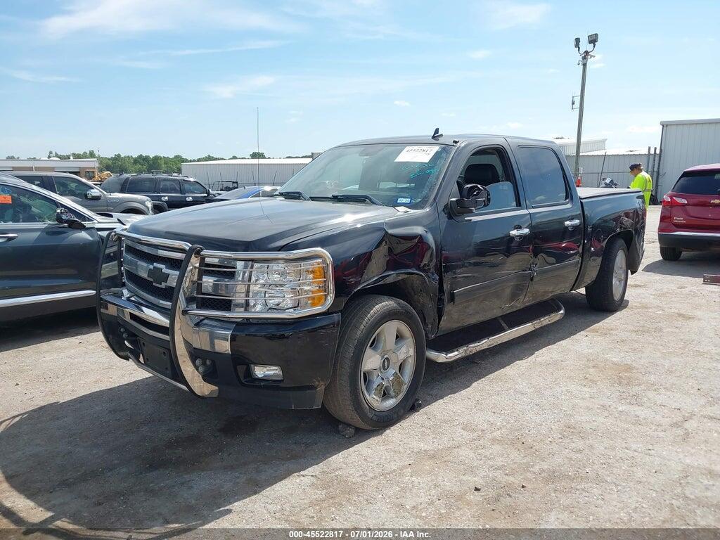 3GCPCSE07BG132018 2011 CHEVROLET SILVERADO 1500 photo no. 2