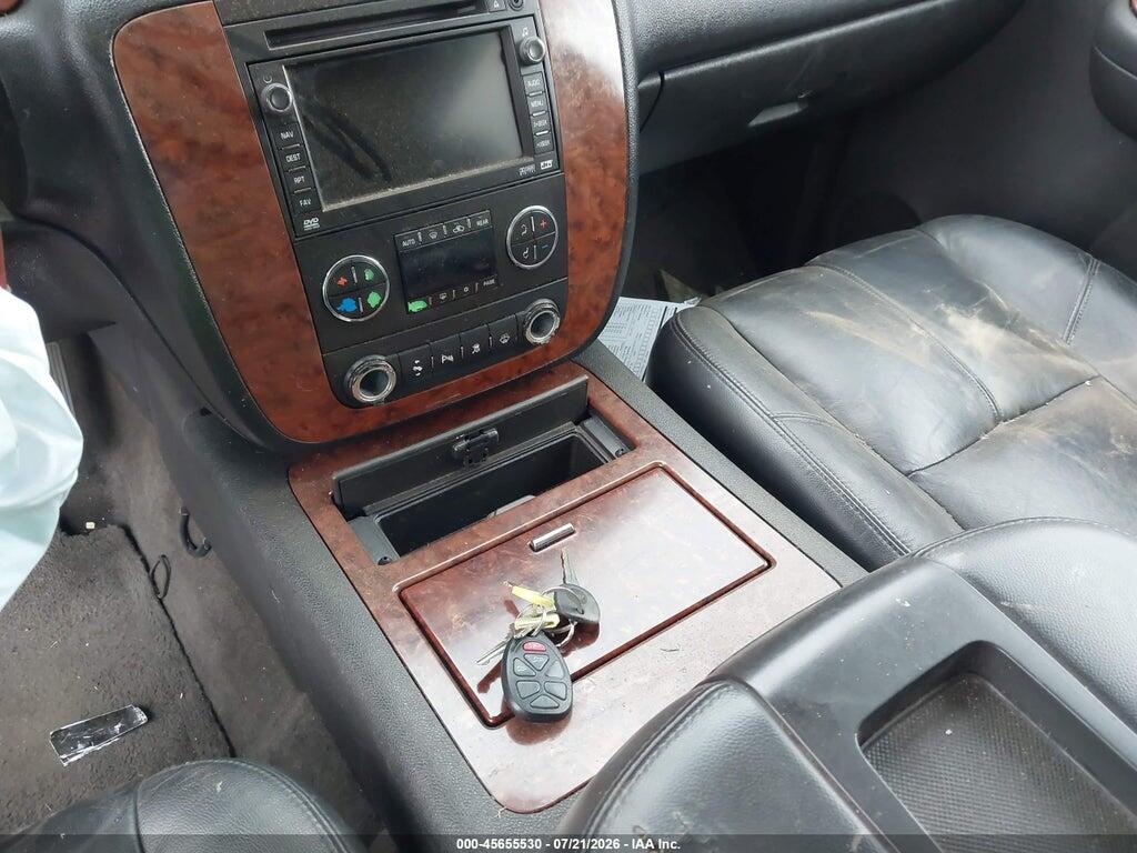 3GNFC16048G147029 2008 CHEVROLET SUBURBAN 1500 photo no. 11