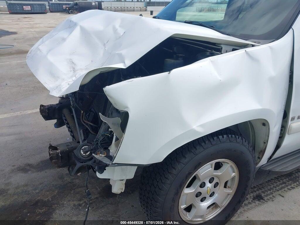 1GNFC16018R152222 2008 CHEVROLET SUBURBAN 1500 photo no. 11