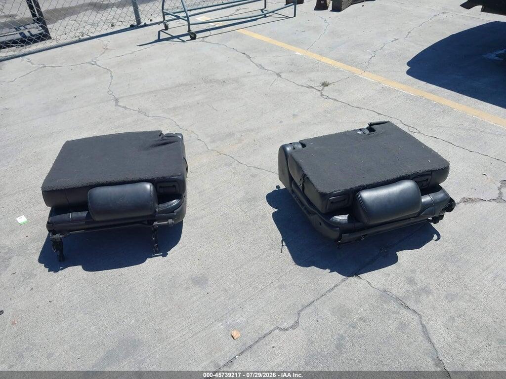 1GNFK13048R112692 2008 CHEVROLET TAHOE photo no. 12