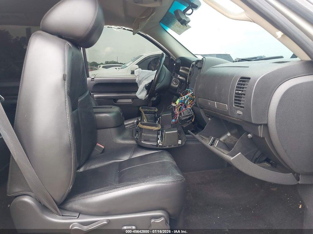 3GCRCSE05AG263603 2010 CHEVROLET SILVERADO 1500 photo no. 5
