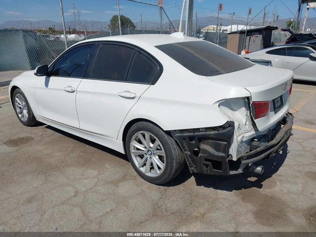 WBA8A9C51GK618824 2016 BMW 320I photo no. 3