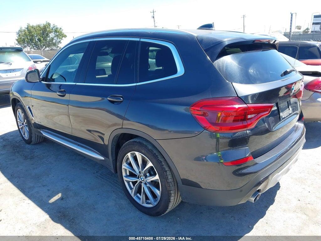 5UXTR9C56JLC82421 2018 BMW X3 photo no. 3