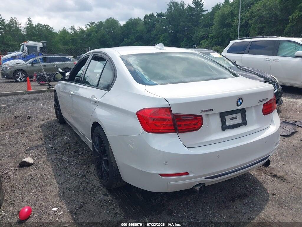 WBA3B9G54DNR89813 2013 BMW 335I photo no. 3