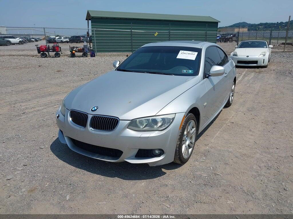 WBAKF9C53DE672630 2013 BMW 335I photo no. 2