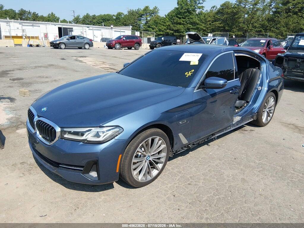 WBA33AG0XPCL96802 2023 BMW 530E photo no. 2