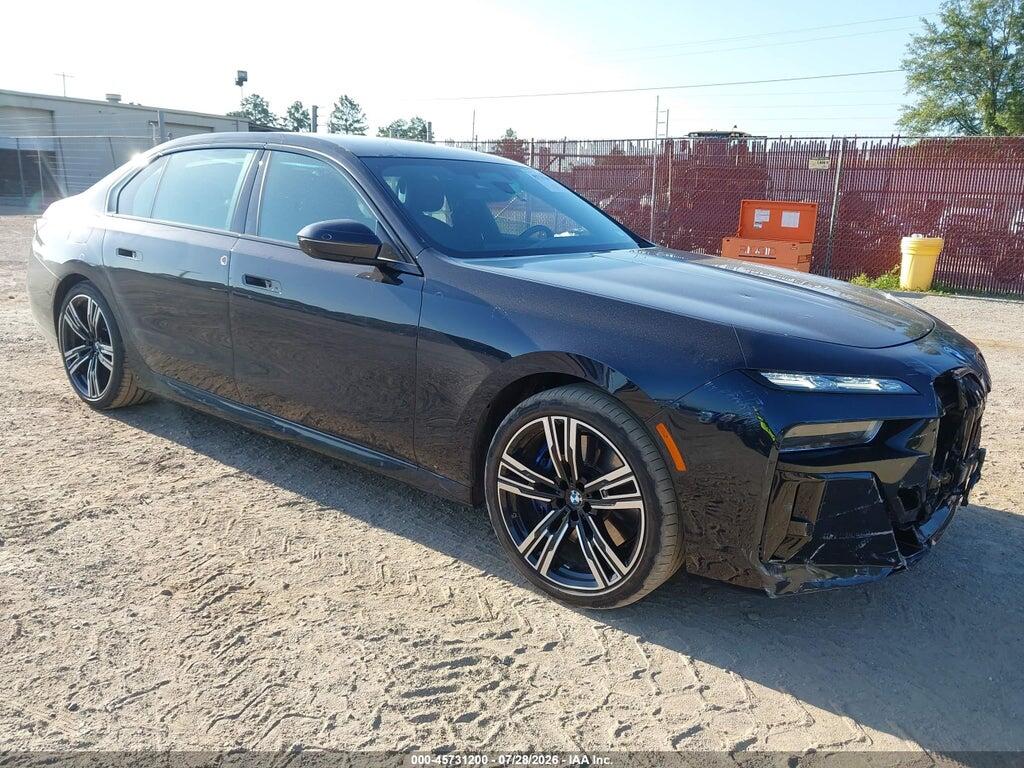 WBA33EJ05PCL83682 2023 BMW 760 photo no. 1