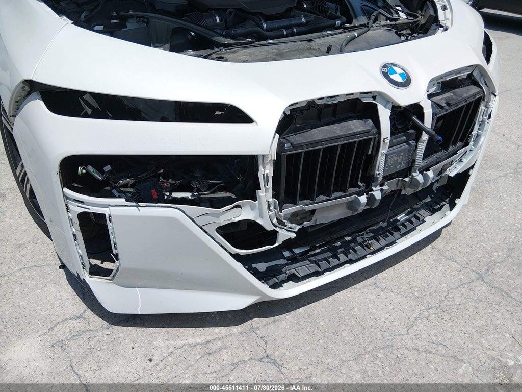 WBA33EJ03PCL47330 2023 BMW 760 photo no. 6