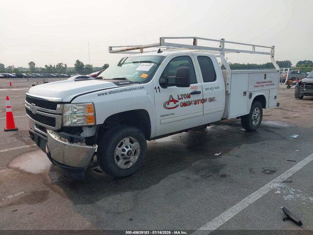 1GB2CXCL7BZ204697 2011 CHEVROLET SILVERADO 2500HD photo no. 2