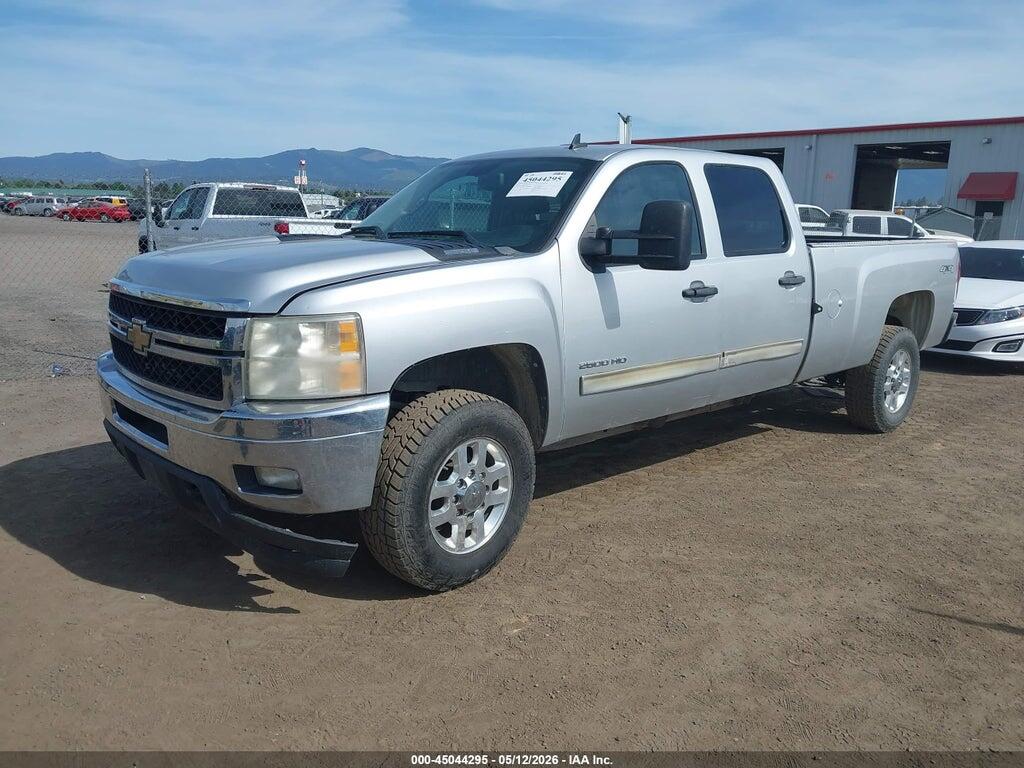 1GC1KXCG0BF241699 2011 CHEVROLET SILVERADO 2500HD photo no. 2