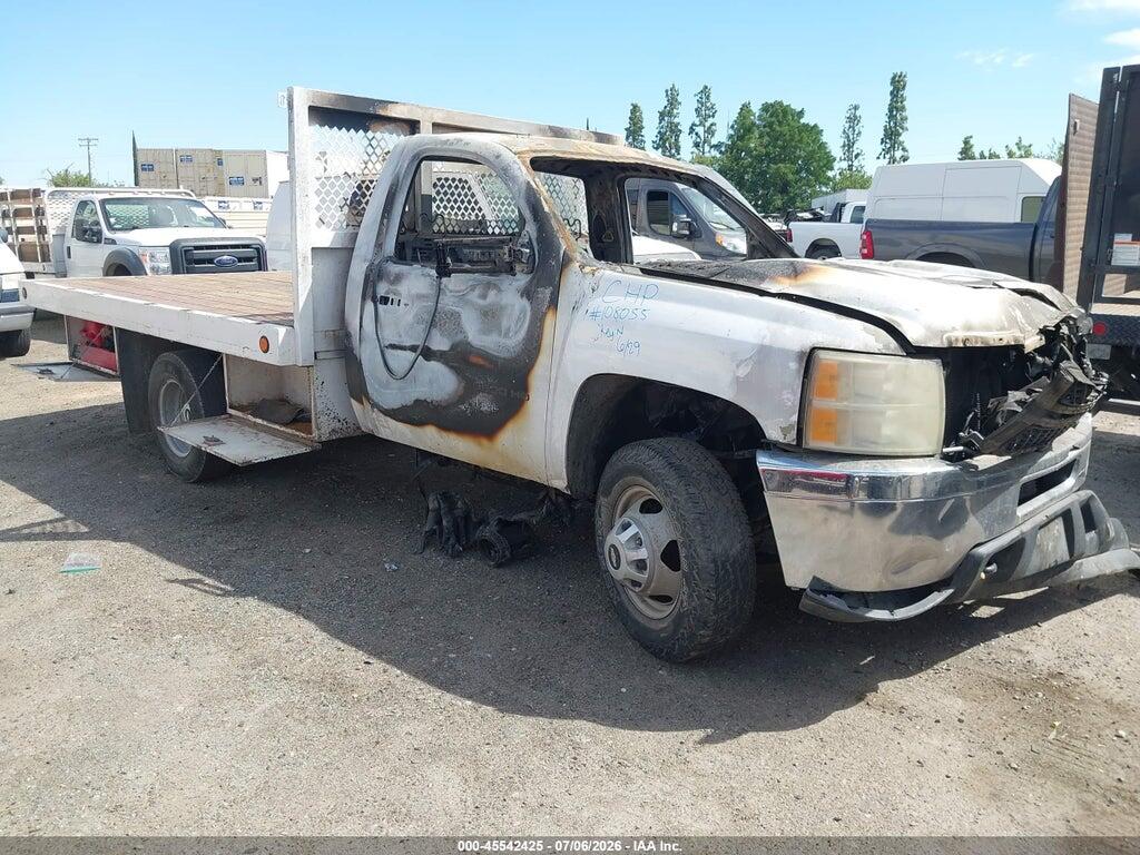 2011 CHEVROLET SILVERADO 3500HD CHASSIS 1GB3CZCL8BF132653