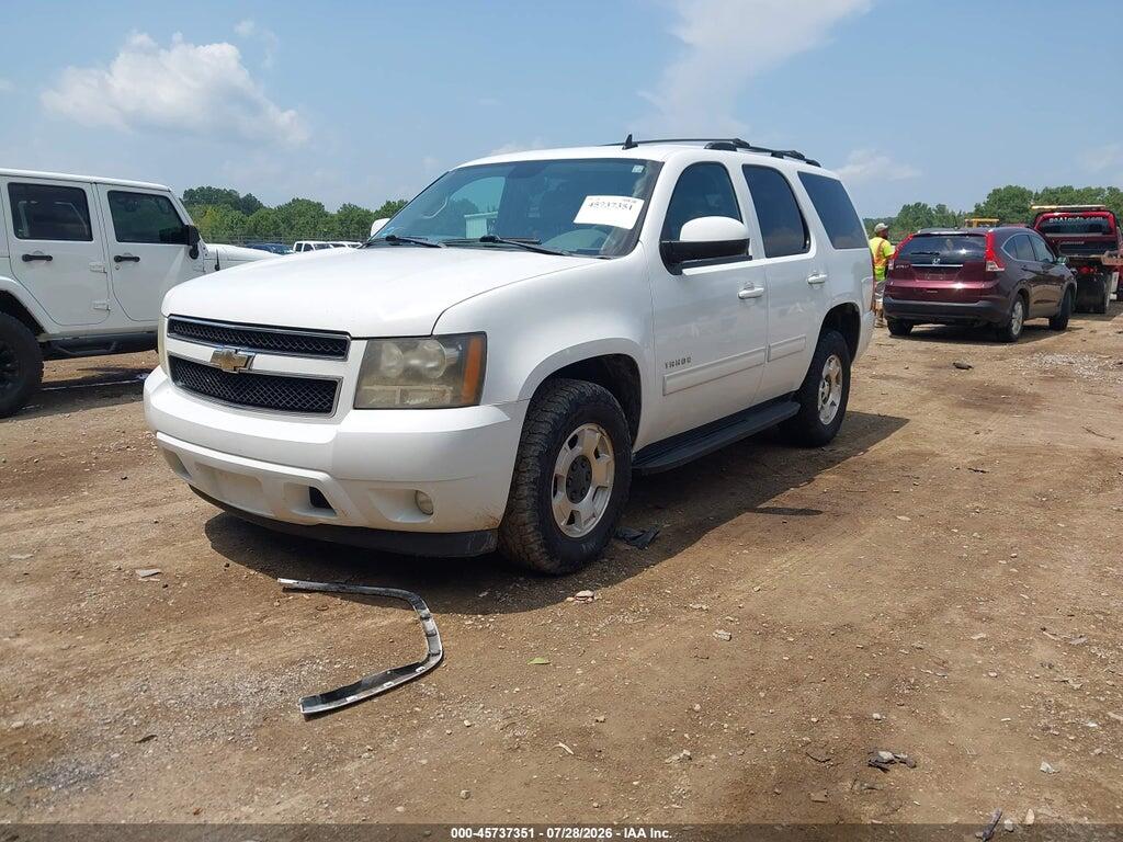 1GNSCBE09BR120132 2011 CHEVROLET TAHOE photo no. 2