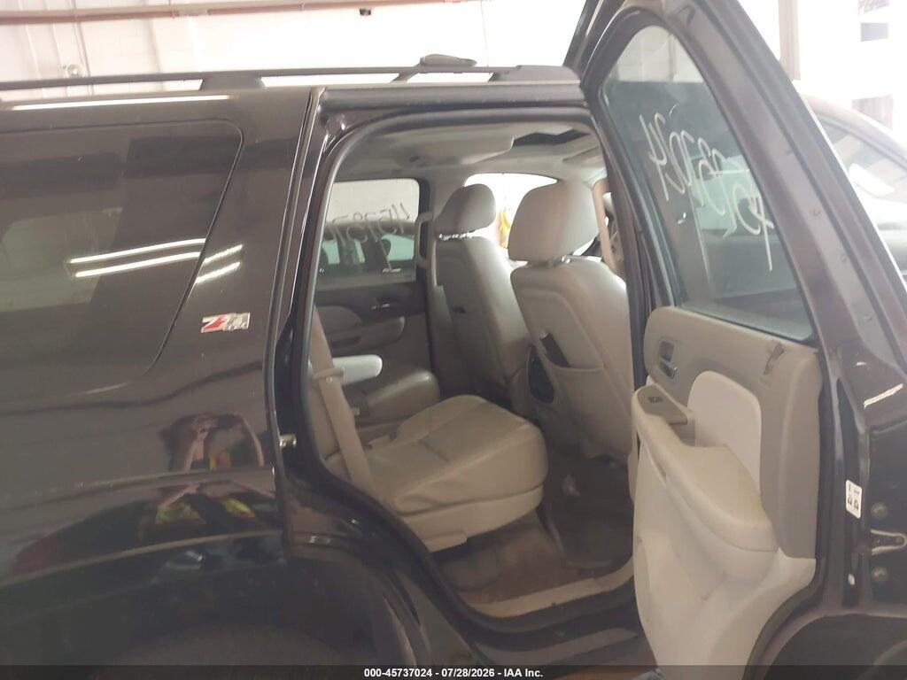 1GNSKBE02BR286236 2011 CHEVROLET TAHOE photo no. 8