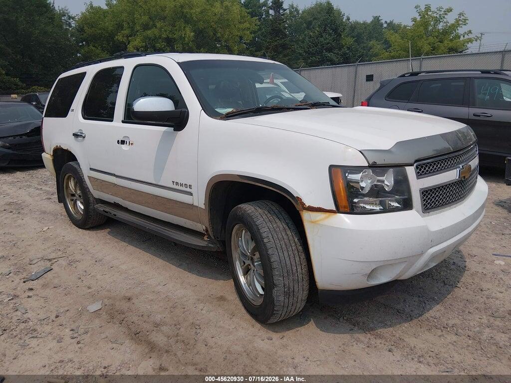 1GNSKCE05BR262289 2011 CHEVROLET TAHOE photo no. 1