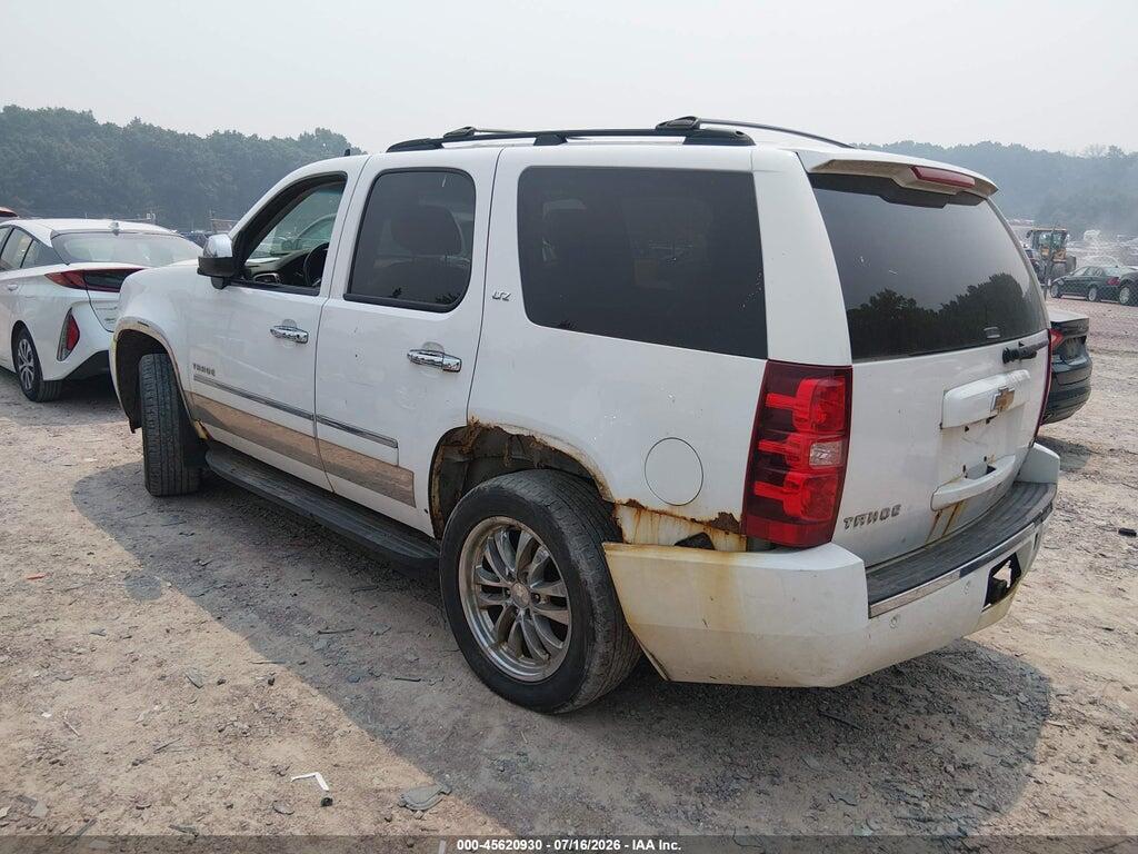 1GNSKCE05BR262289 2011 CHEVROLET TAHOE photo no. 3