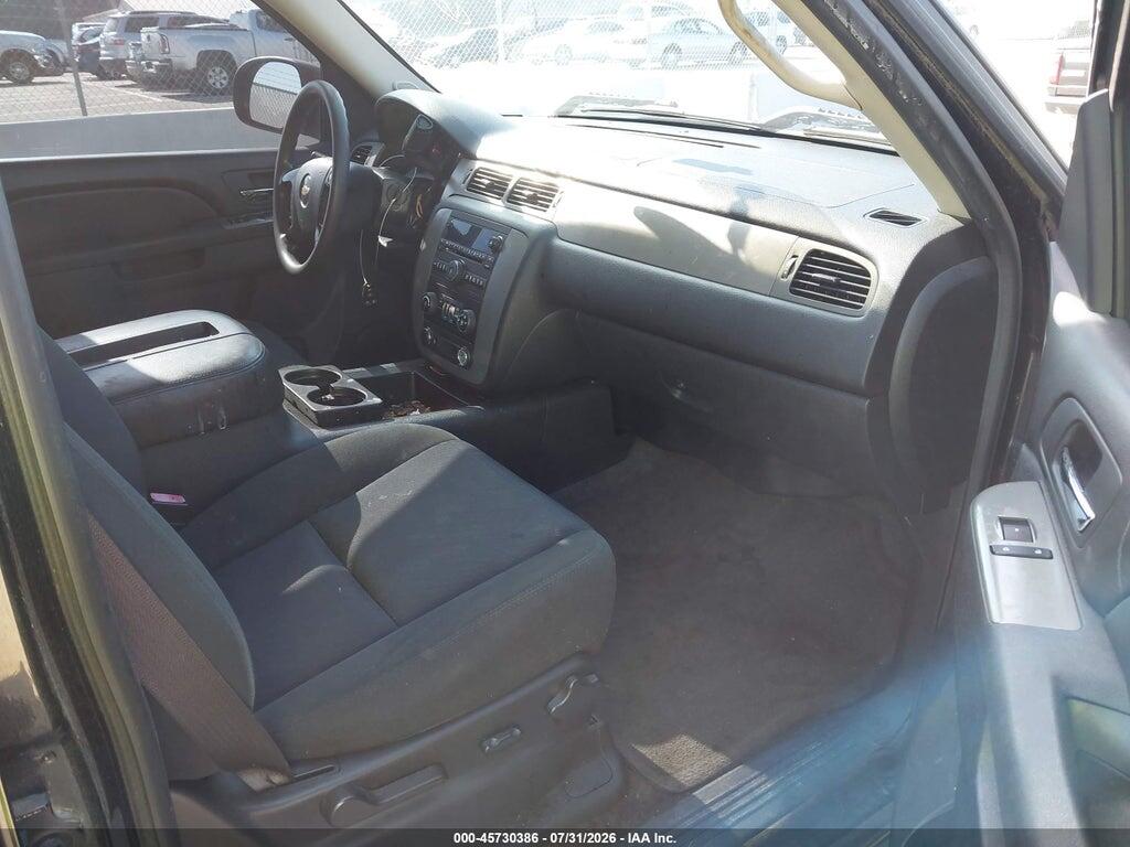 1GNLC2E08BR274058 2011 CHEVROLET TAHOE photo no. 5