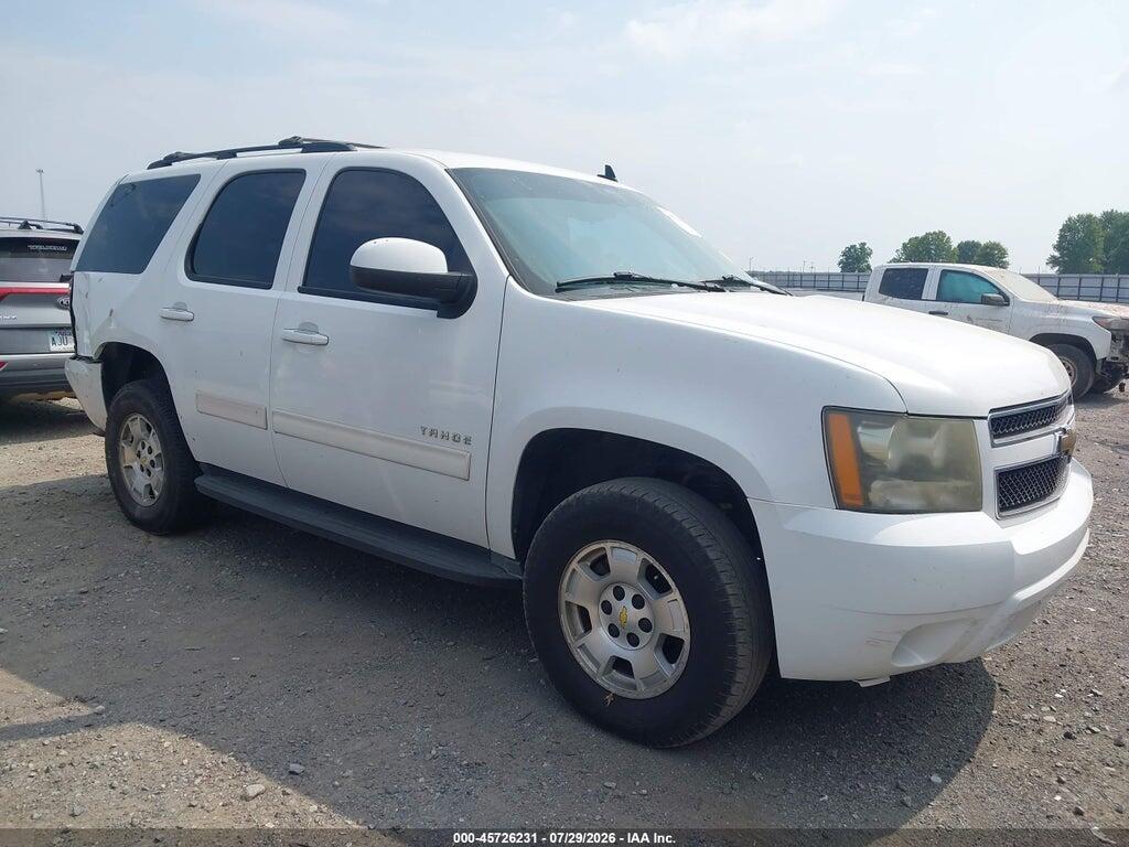 1GNSCAE00BR396192 2011 CHEVROLET TAHOE photo no. 1