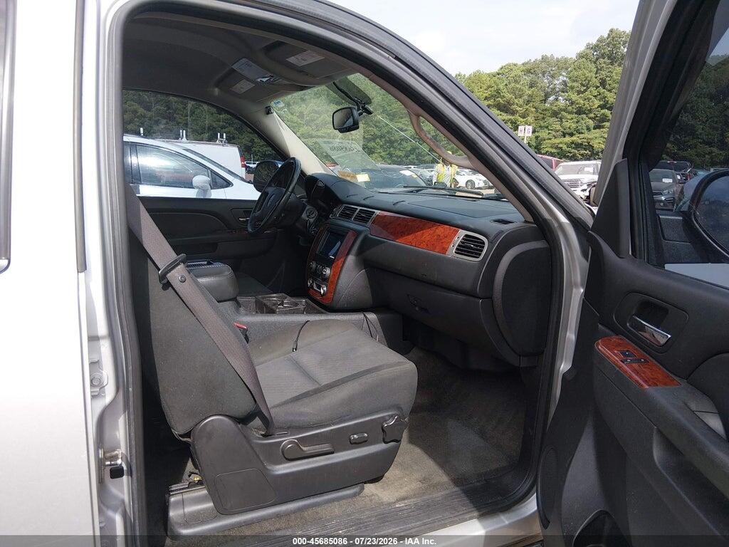1GNSCAE08BR319991 2011 CHEVROLET TAHOE photo no. 5
