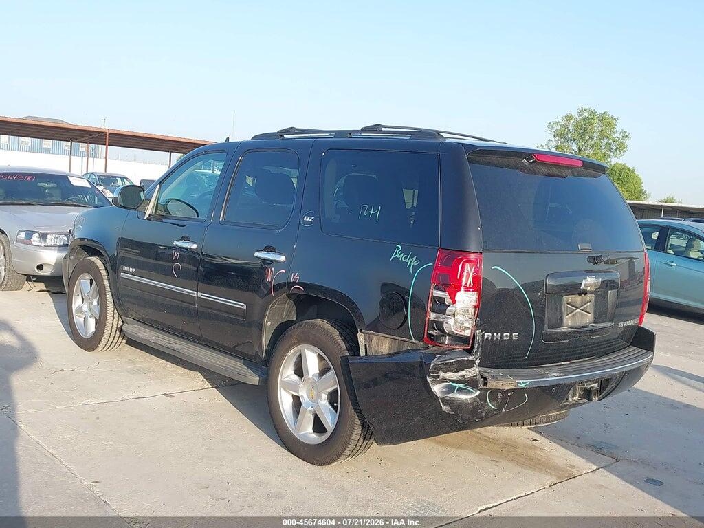 1GNSCCE08BR229557 2011 CHEVROLET TAHOE photo no. 3