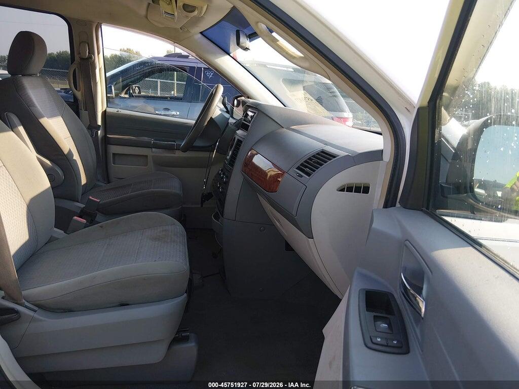 2A8HR44H68R671067 2008 CHRYSLER TOWN & COUNTRY photo no. 5